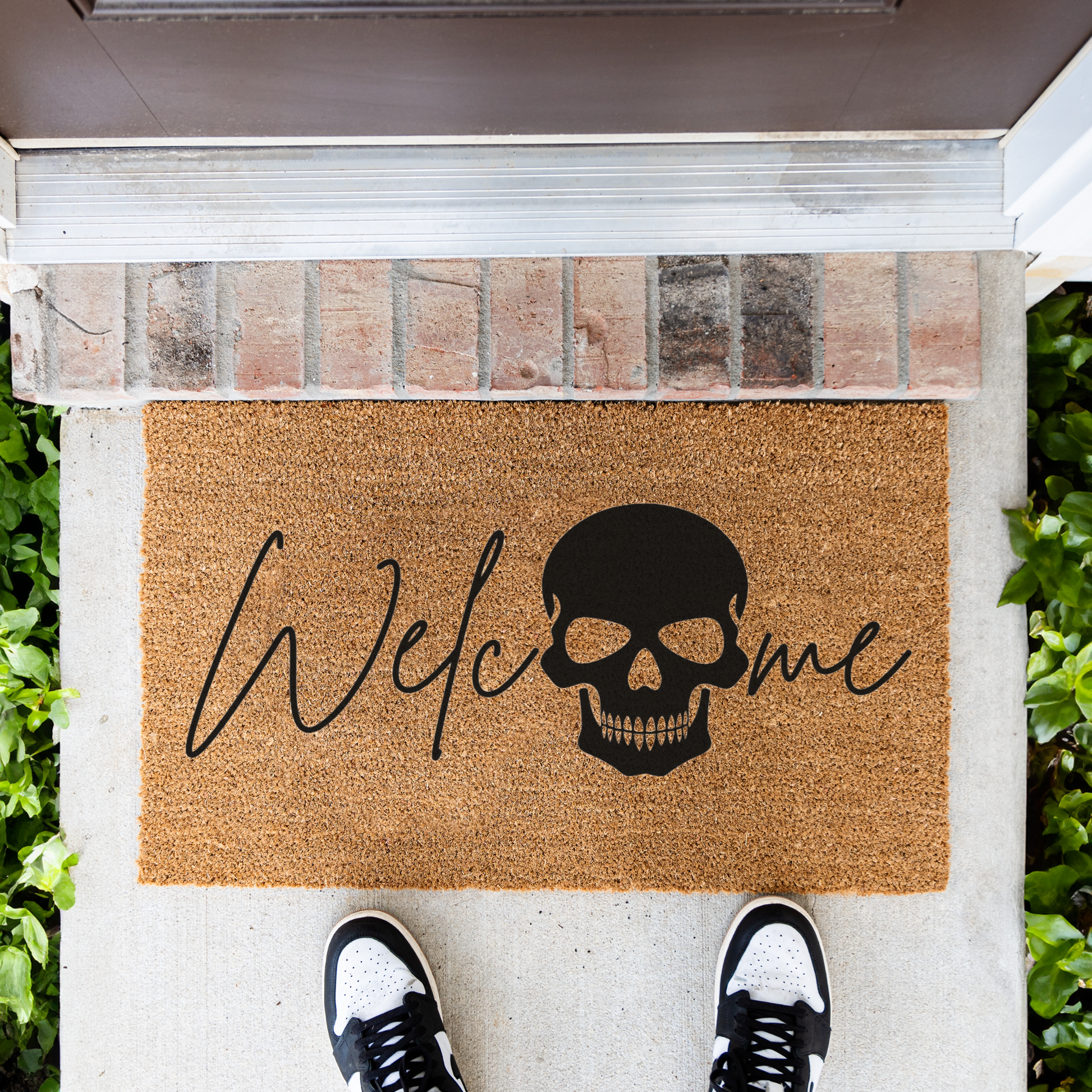 Welcome Skull Doormat | Gothic Halloween Welcome Mat | Spooky Front Door Mat | Skull Housewarming Gift | Gothic Home Decor | Fall Entry Rug