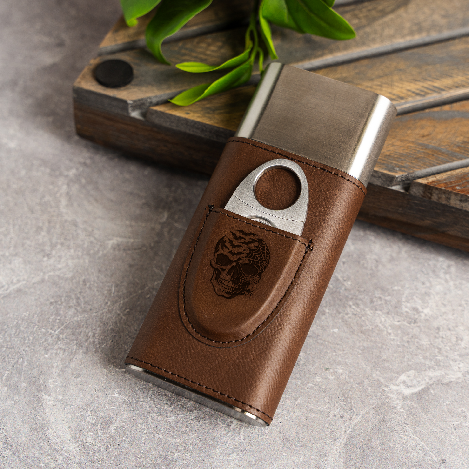 Gothic Skull Cigar Holder