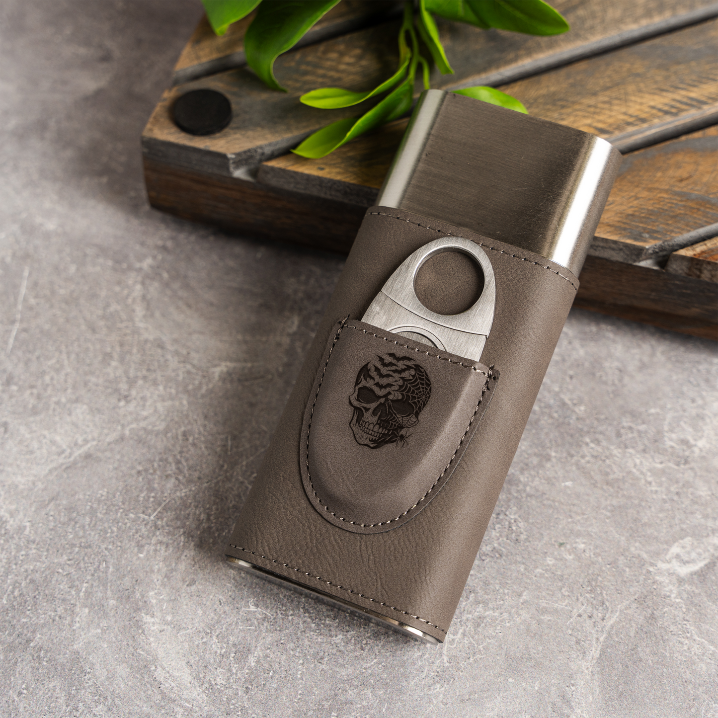 Gothic Skull Cigar Holder