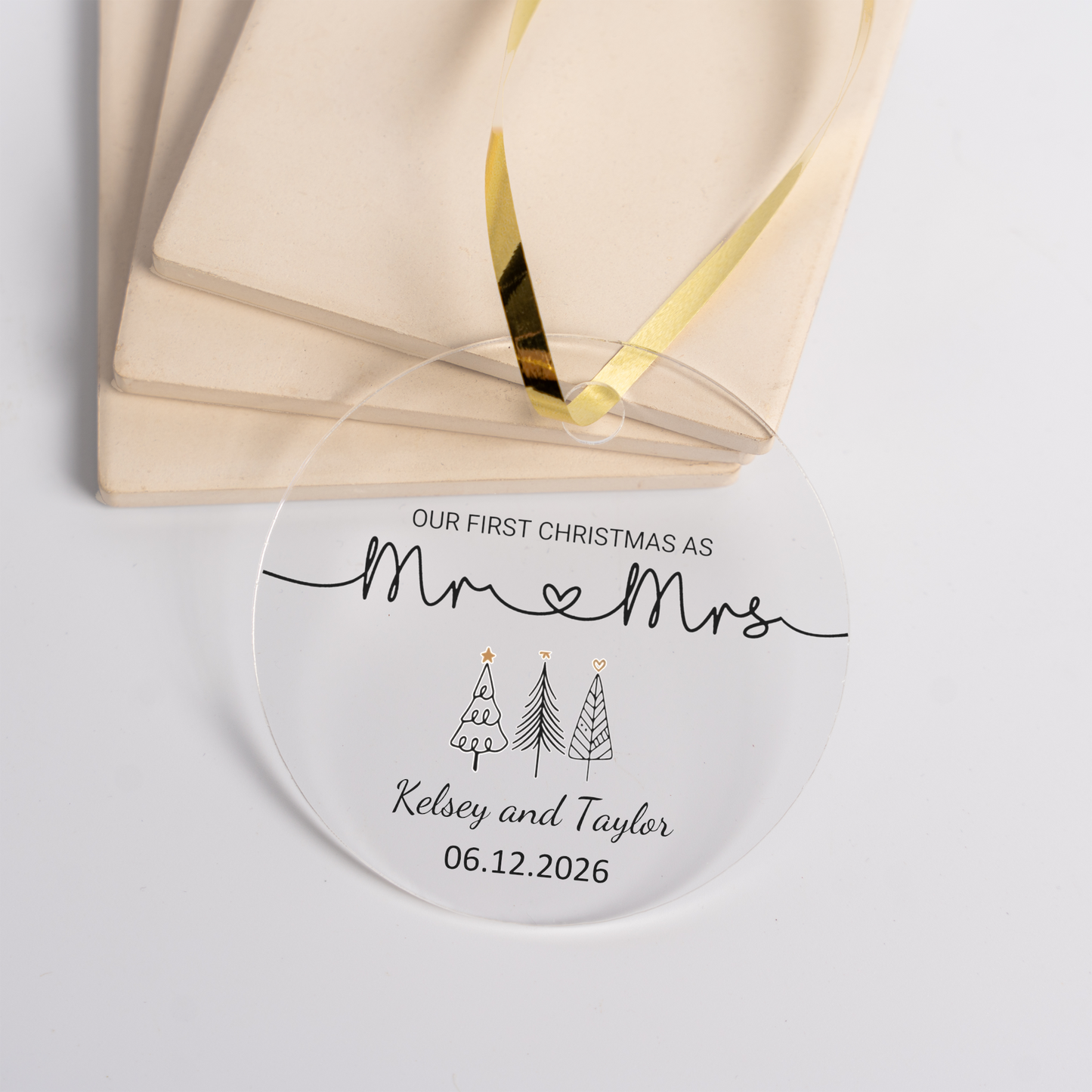 Personalized Acrylic Christmas Ornament Mr and Mrs Design, Holiday Tree Decoration, Wedding Gift